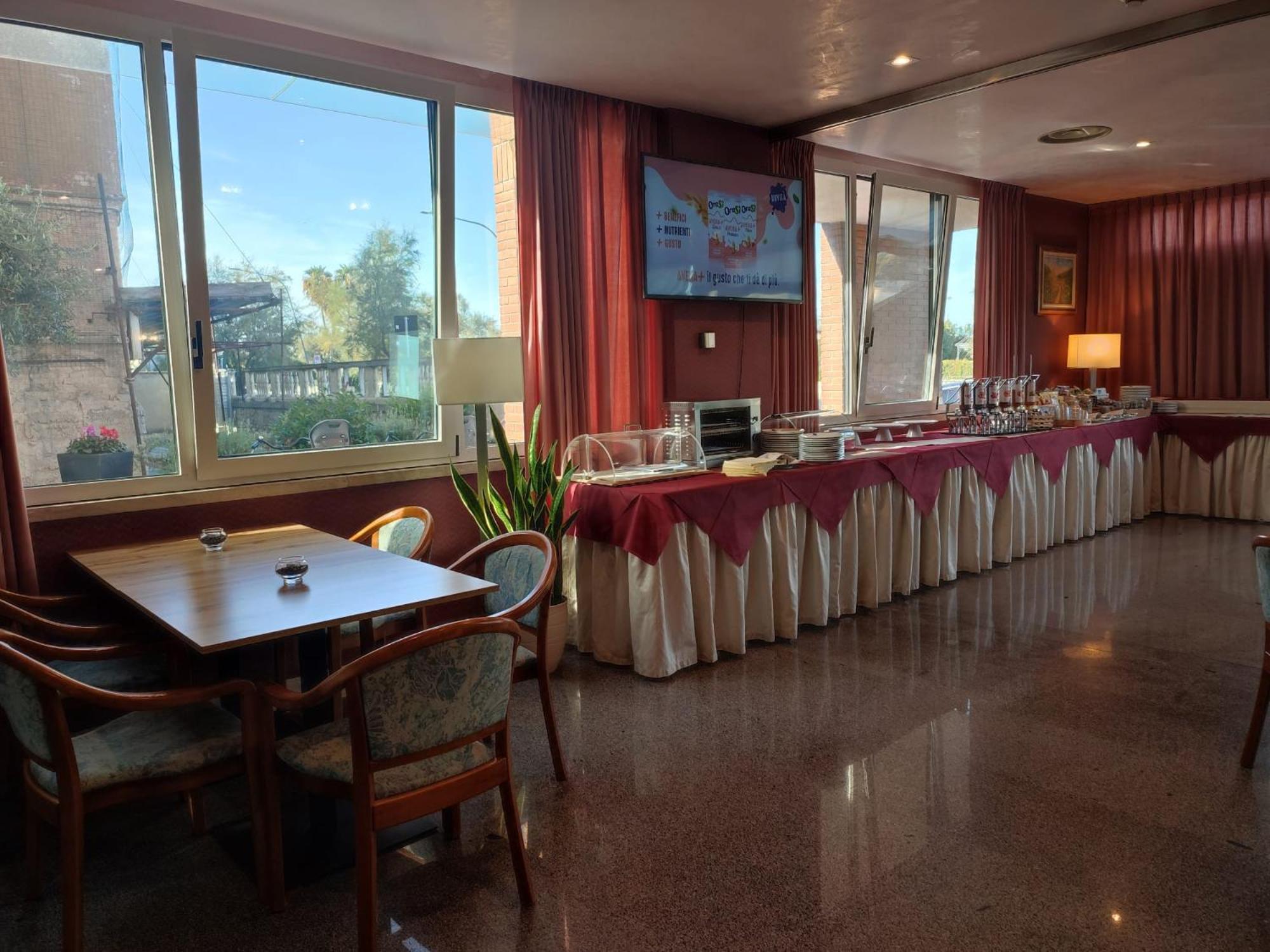 Hotel Maja Пескара Экстерьер фото