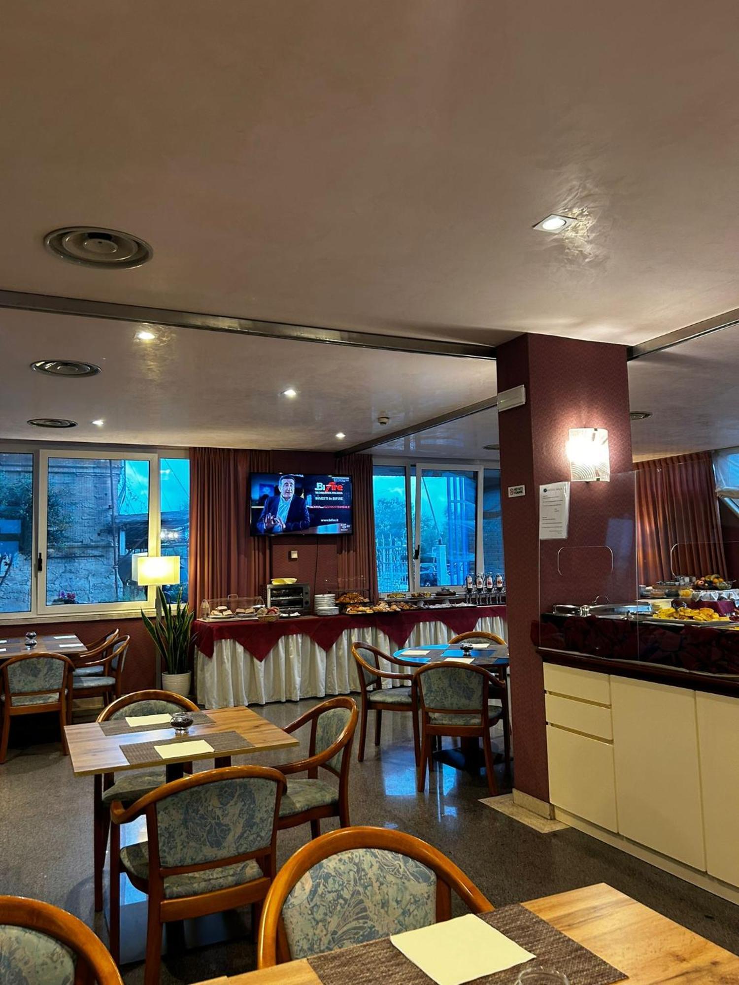 Hotel Maja Пескара Экстерьер фото