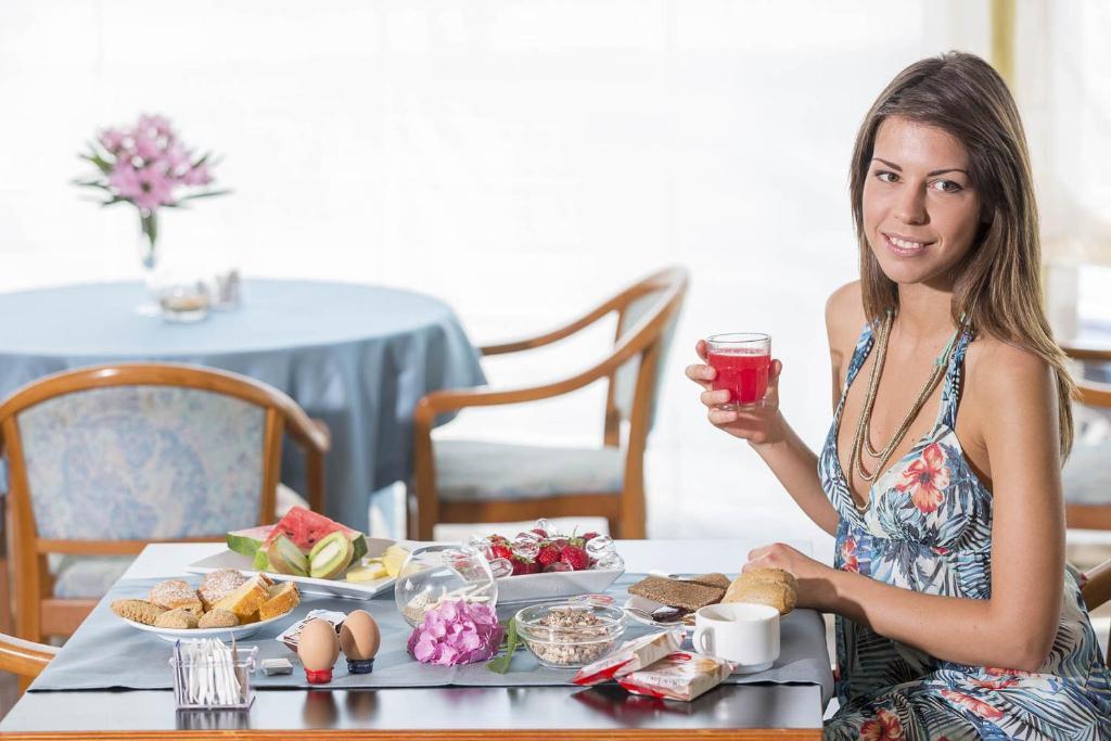 Hotel Maja Пескара Экстерьер фото